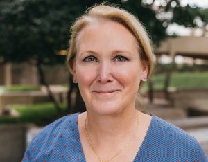 Leslie MacLean, Waters Kraus & Paul Attorney